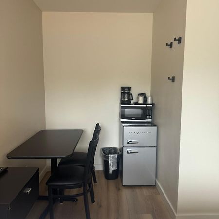 Richland Inn And Suites Екстер'єр фото