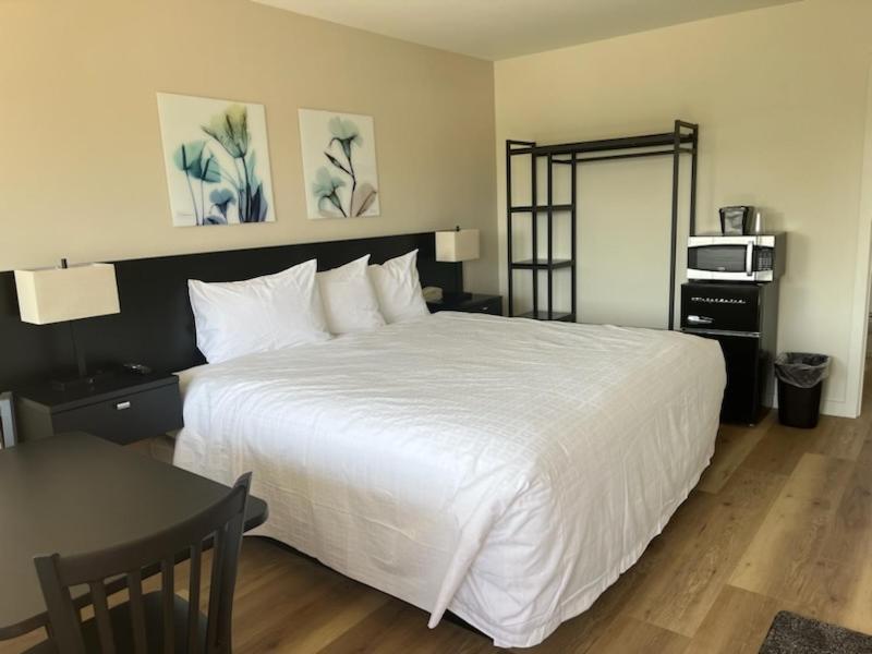Richland Inn And Suites Екстер'єр фото